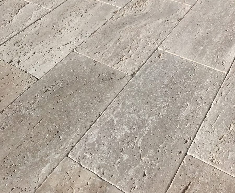 Traverten döşeme, havuz kenarı
